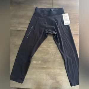 New with tags-  License to Train 21” lululemon leggings